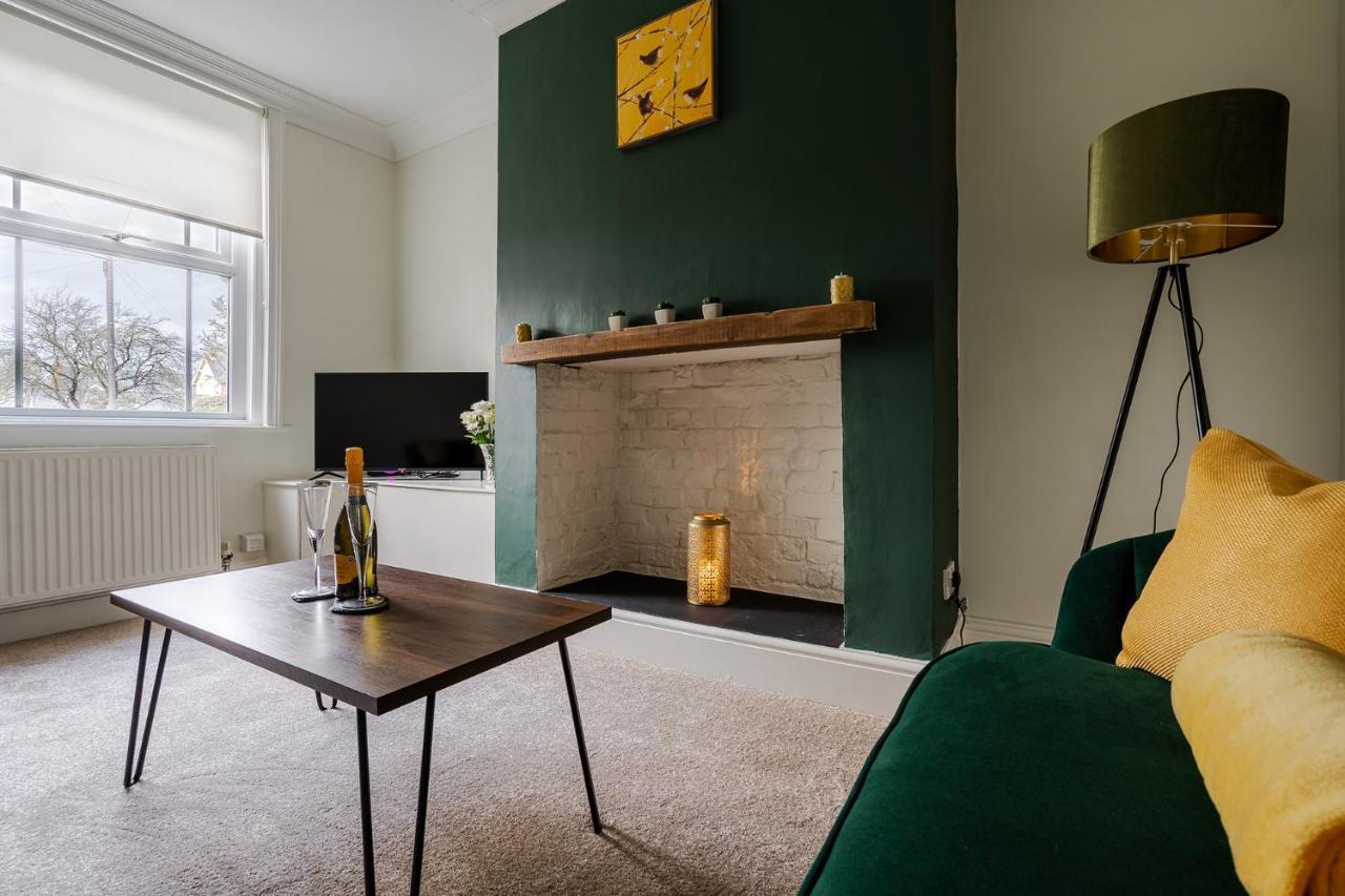 Wrea Cottage, 2 Bedrooms Wifi & Parking Near Ribby Hall Wrea Green Exterior photo