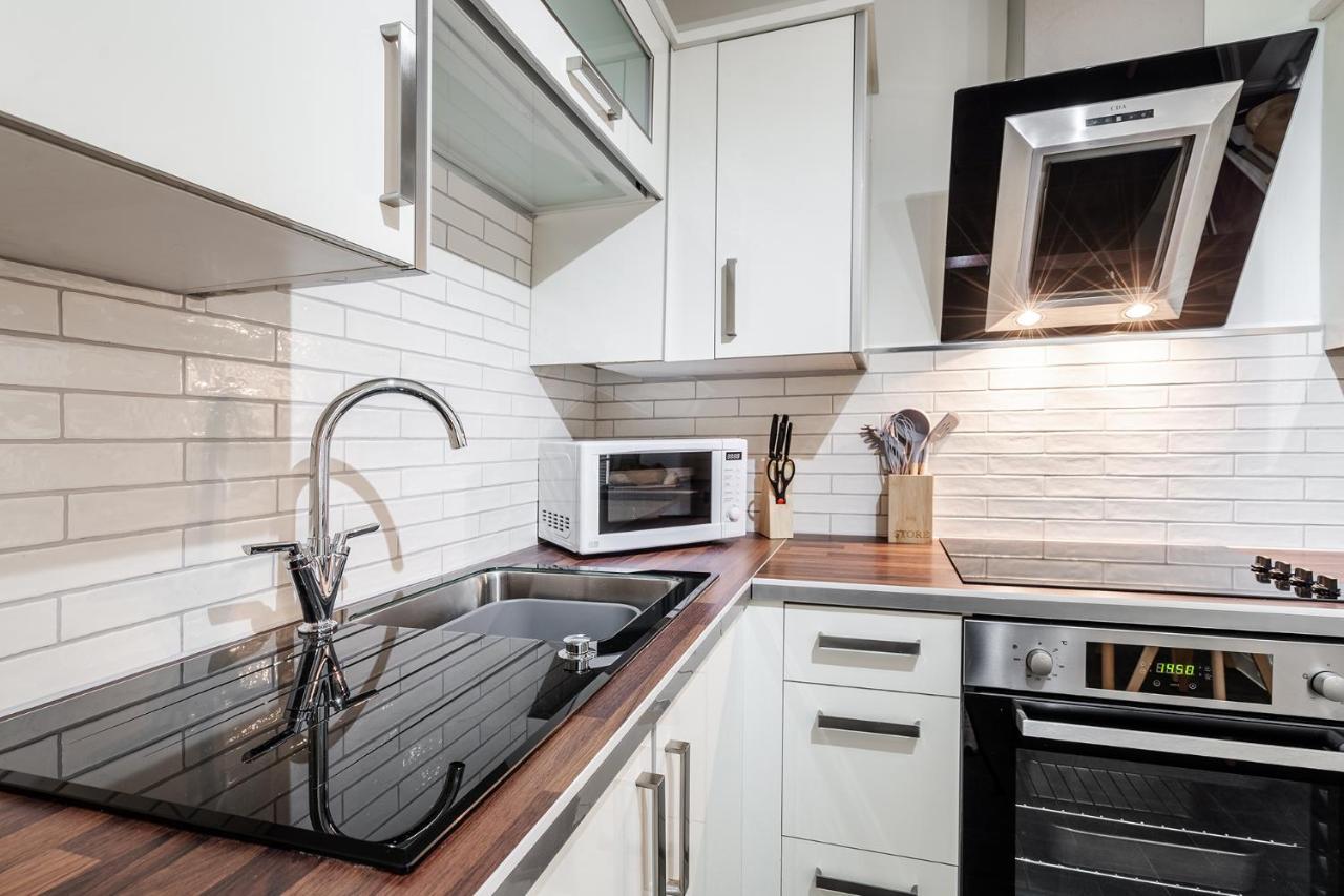 Wrea Cottage, 2 Bedrooms Wifi & Parking Near Ribby Hall Wrea Green Exterior photo